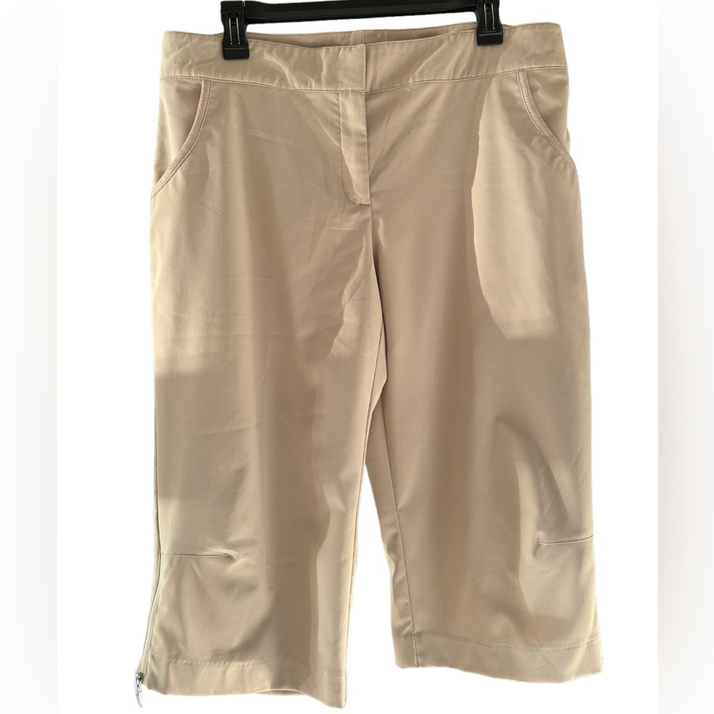 Izod Golf Khaki Tan Women’s Capris Size 12